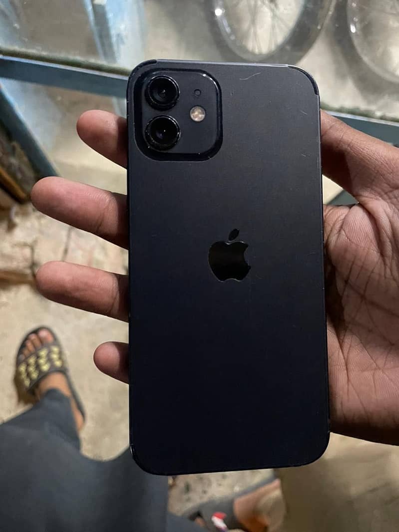 Apple iPhone 12 0