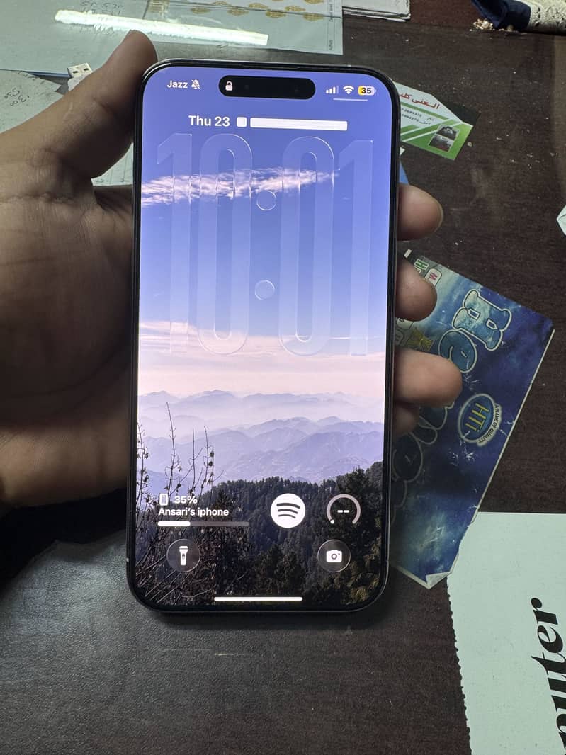 Apple iPhone 15 Pro Max 1