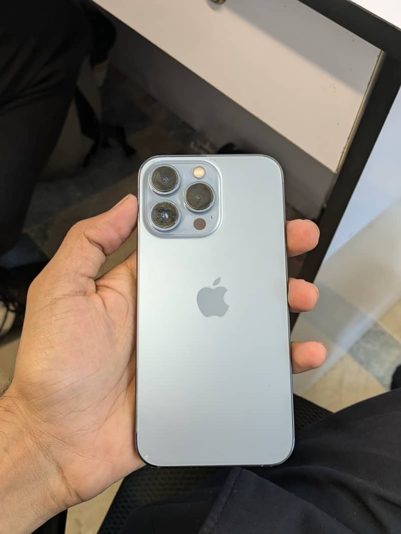 Apple iPhone 13 Pro 6