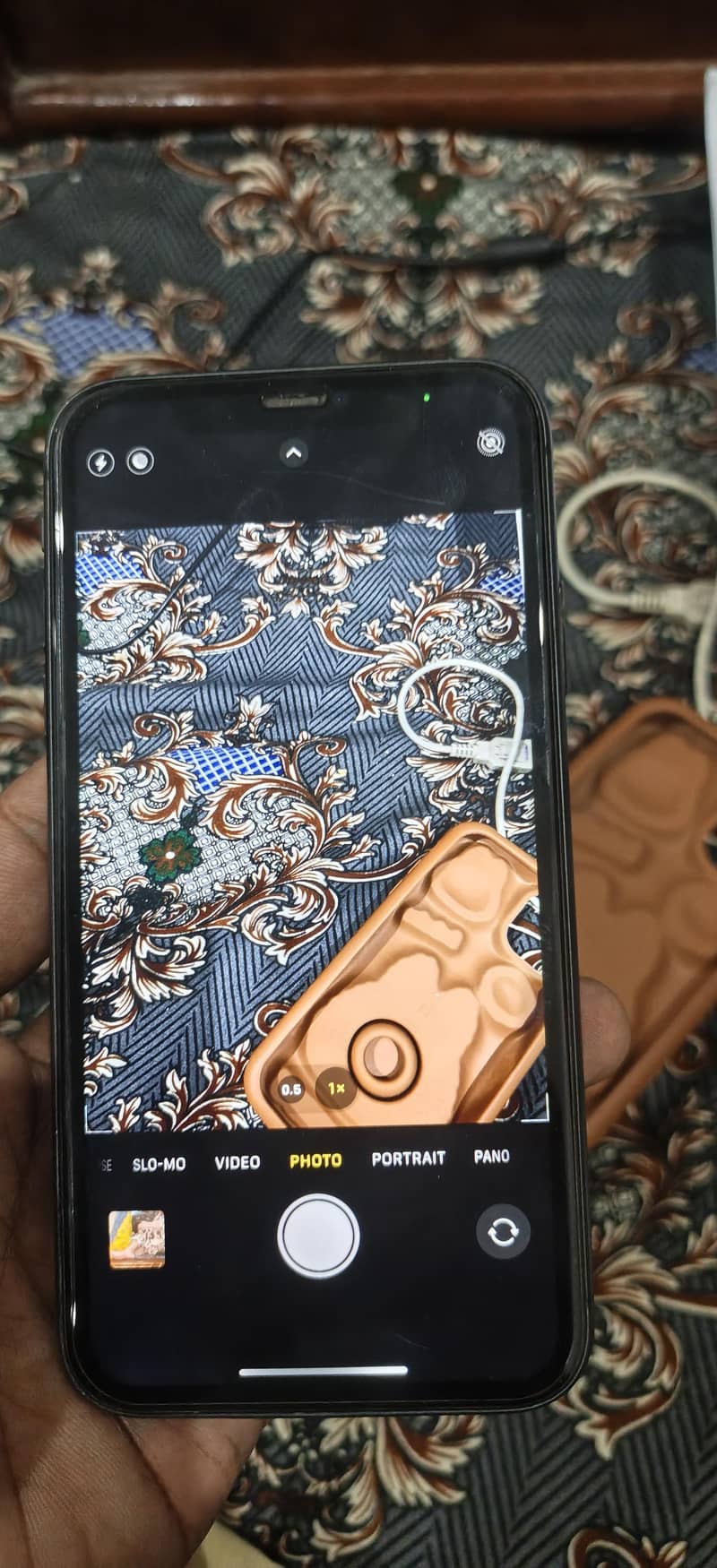 Apple iPhone 11 4