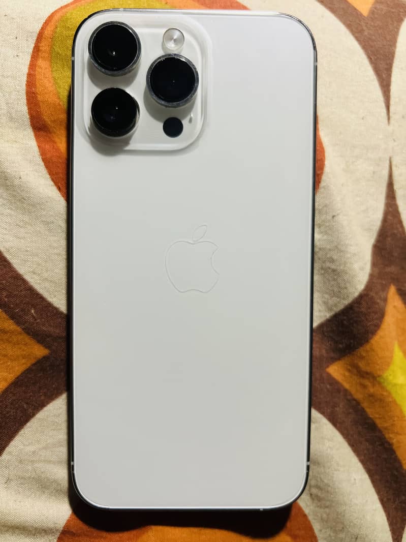 Apple iPhone 14 Pro Max 10