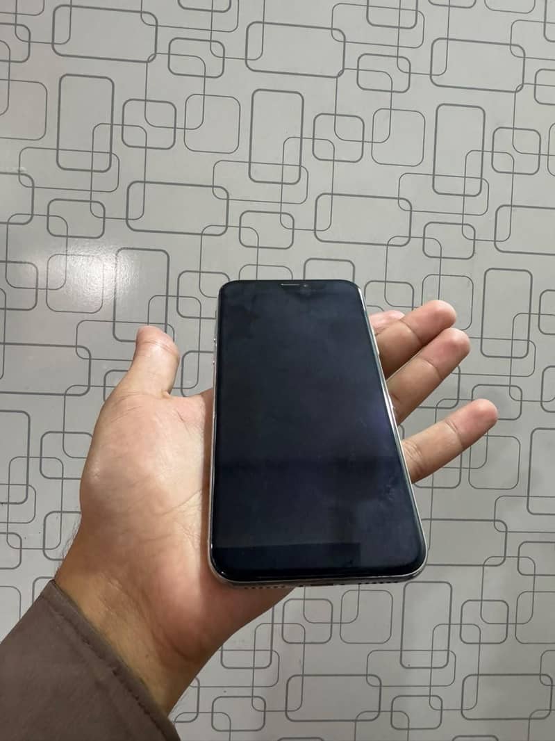 Apple iPhone X 2