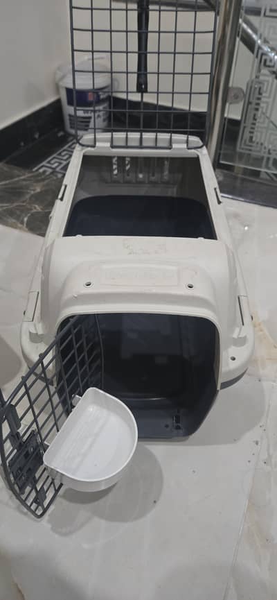 IATA Approved pet carriers