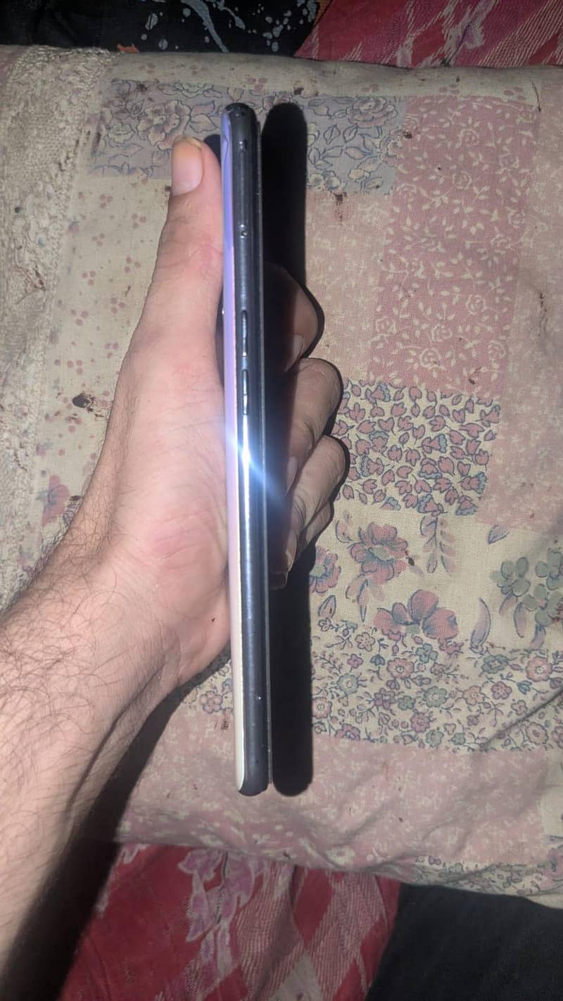 OPPO A95 5