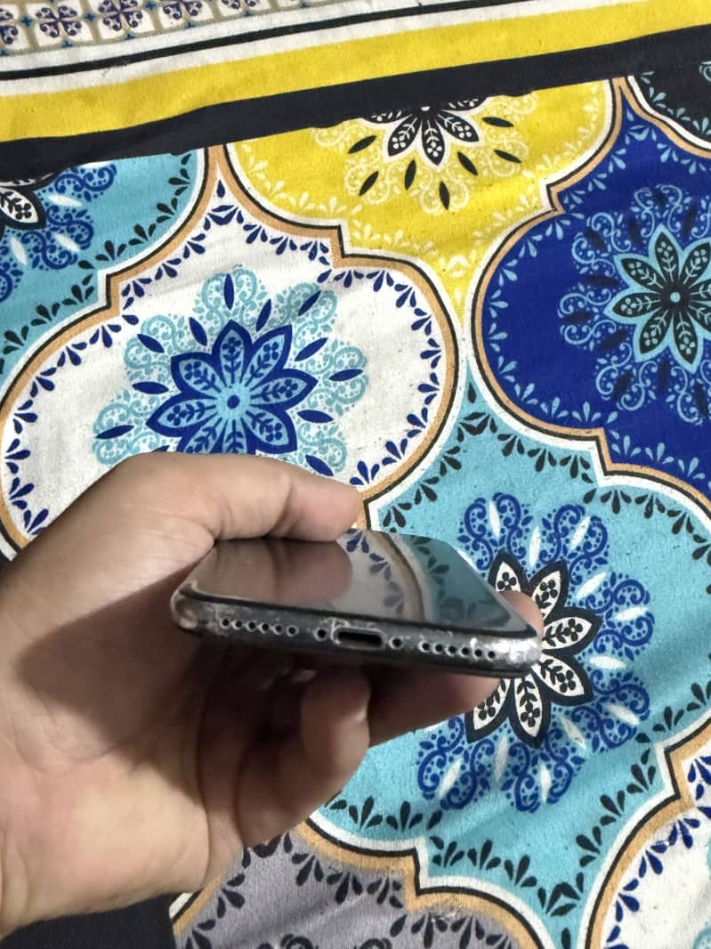 Apple iPhone 7 2
