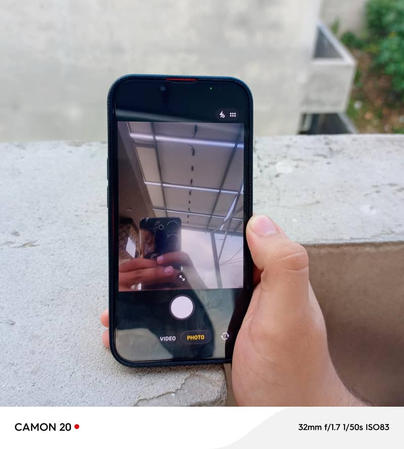 Apple iPhone 13 2