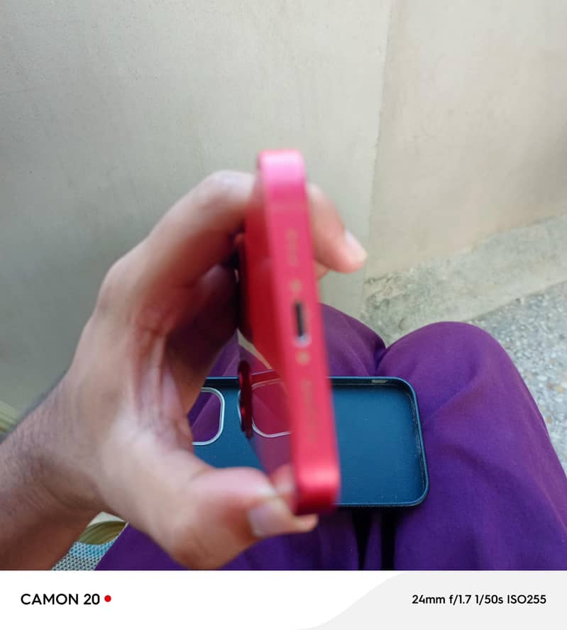 Apple iPhone 13 6