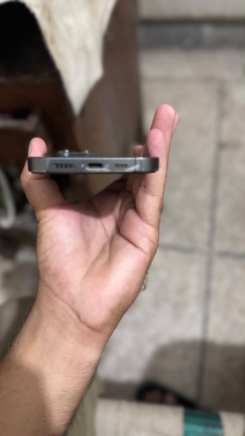 Apple iPhone 13 Pro 0