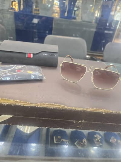 Carrera UV protect sunglasses