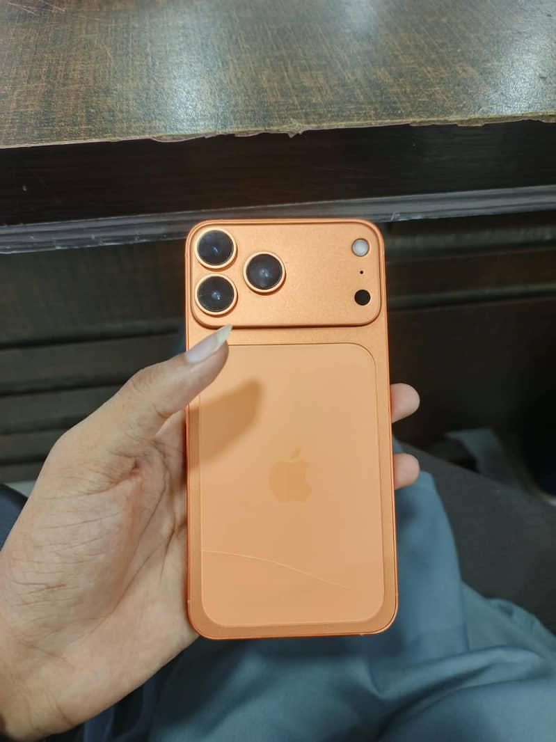 Apple iPhone XS Max 1