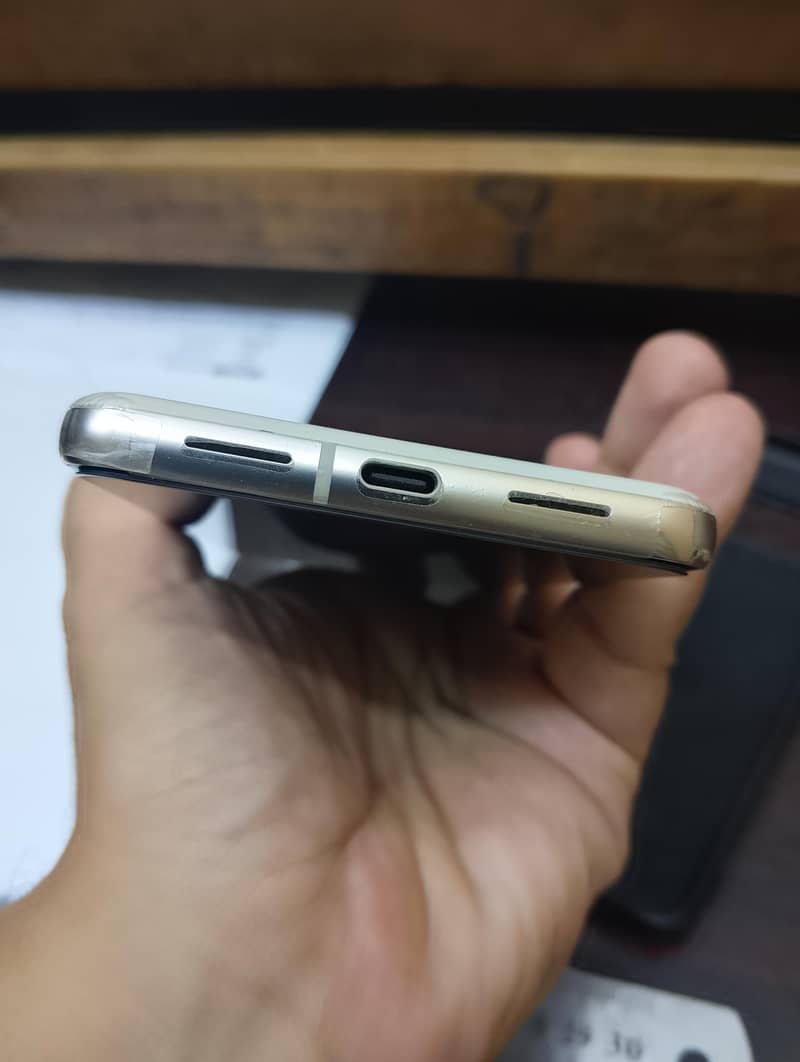 Google Pixel 8 Pro 0