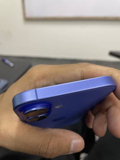 iPhone 16 - 128GB - Blue - JV - 88% Battery Health - 10/10 Condition