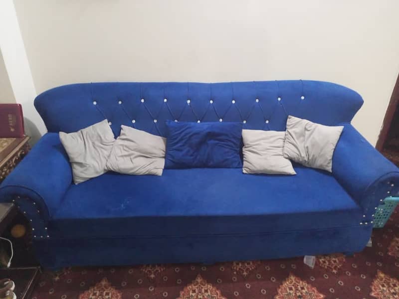 7 seater sofa 0