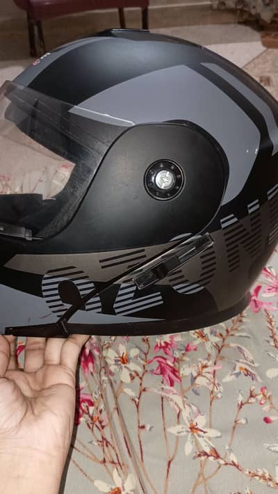 Vector  Flipflop Helmet