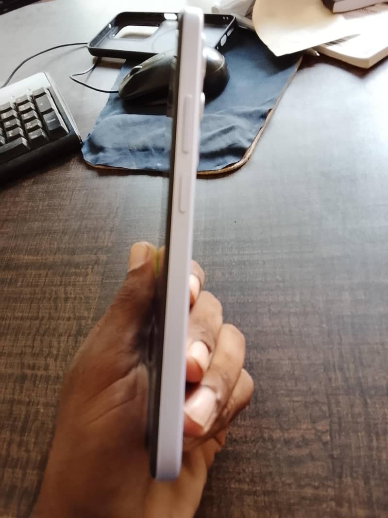 Realme 15 4