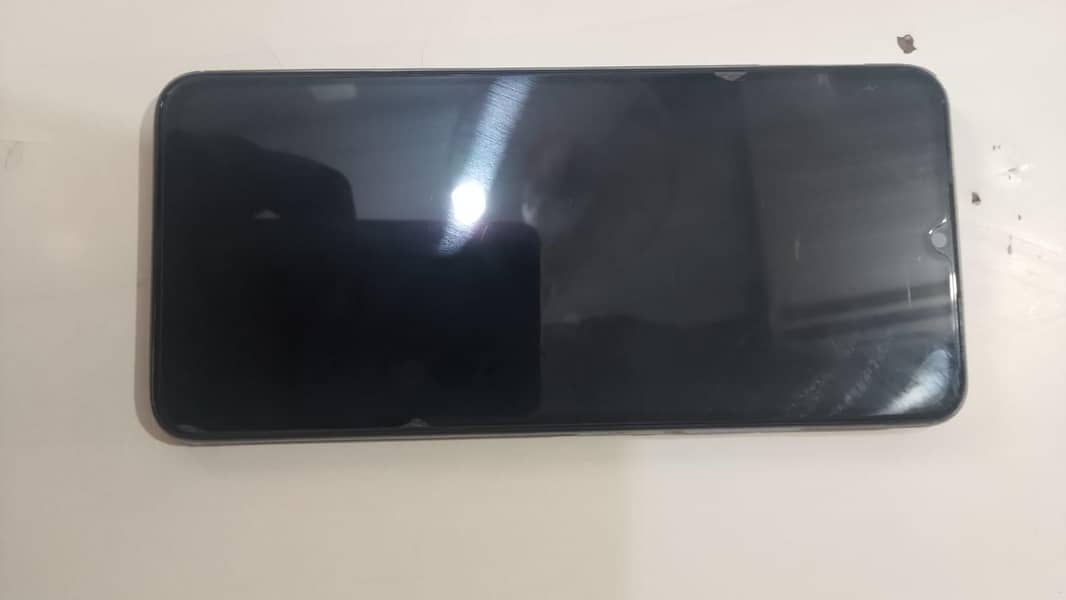 OPPO A18 0