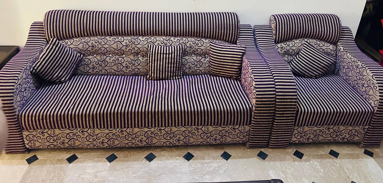 Sofa set,multicolor, fresh condition 1