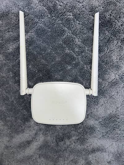 Orignal Tenda N301 Wifi Router 9/10 condition | 300mbs wireless router