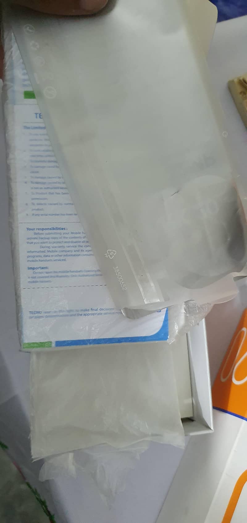 Tecno Spark 20 8