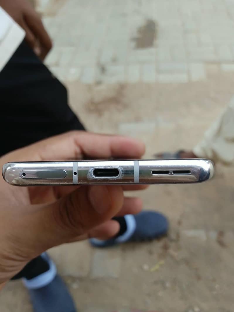 One Plus 9 Pro 5G 5