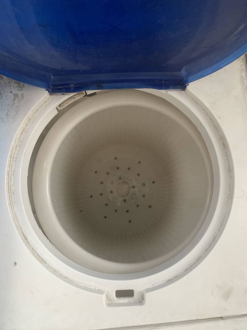 Washing Machine Dawlance 3