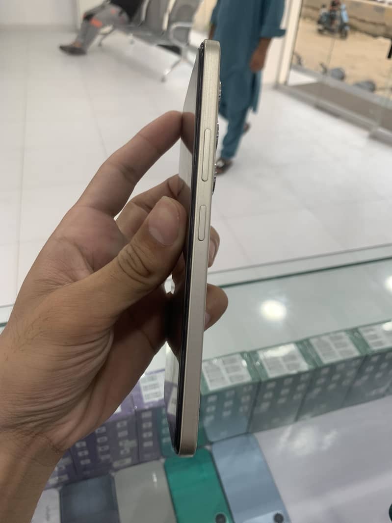 Itel S25 1