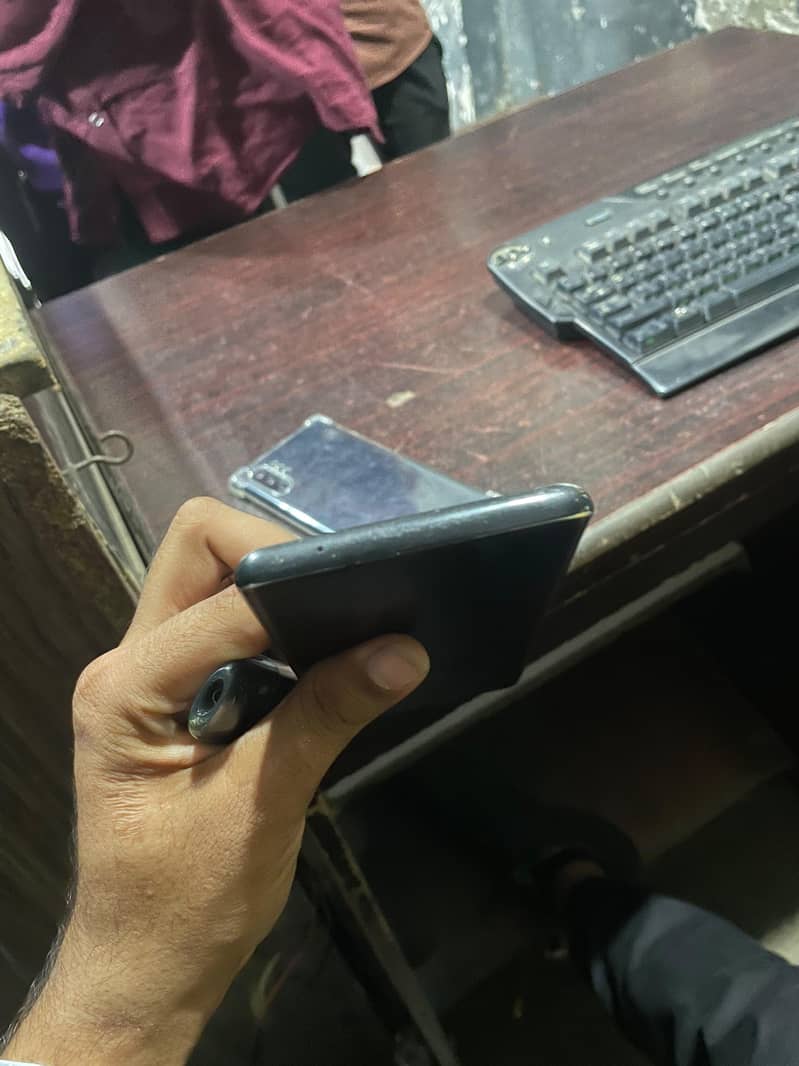one plus 8 5G 4