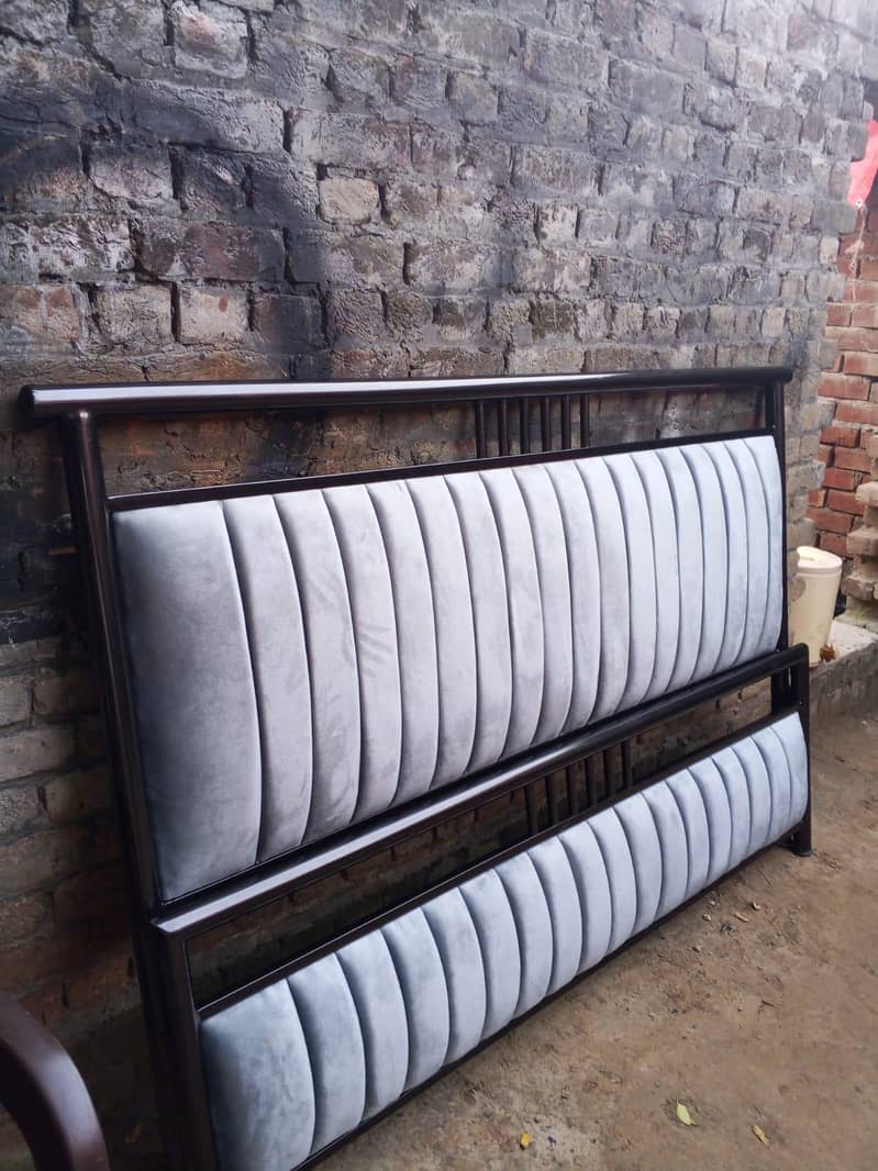 Double bed/ bed set /side tables or dressing 3