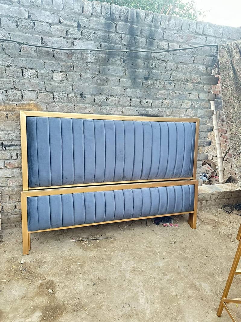 Double bed/ bed set /side tables or dressing 9