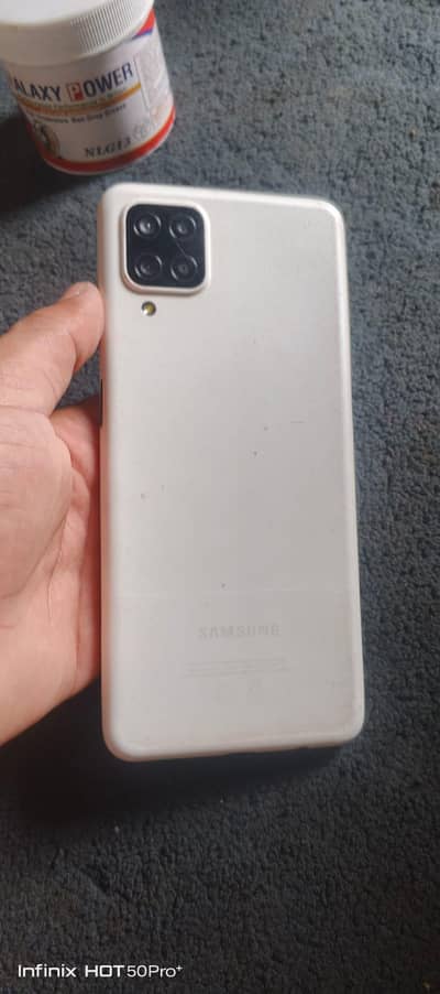 Samsung Mobile charger nahi hai Akela phone  ha A12/03264779935