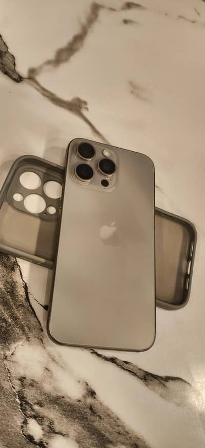Apple iPhone 15 Pro Max