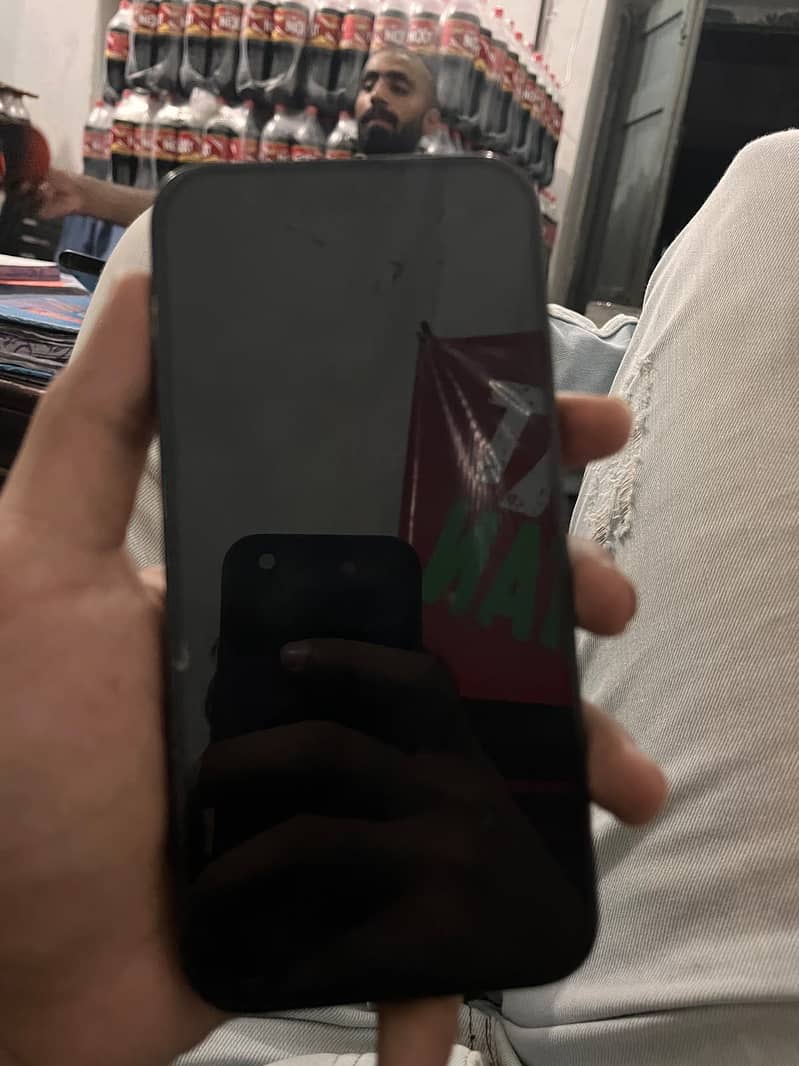 Apple iPhone 14 Pro Max 3