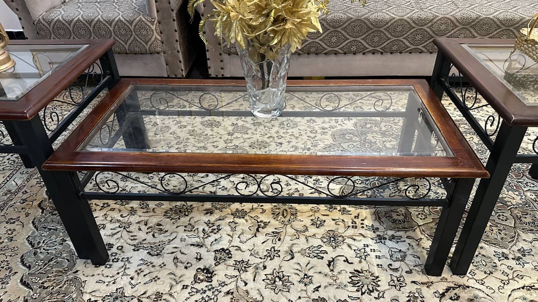 Centre table with two side tables 3