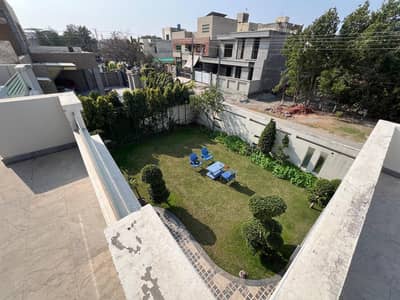 32 marla super luxurious house for sale