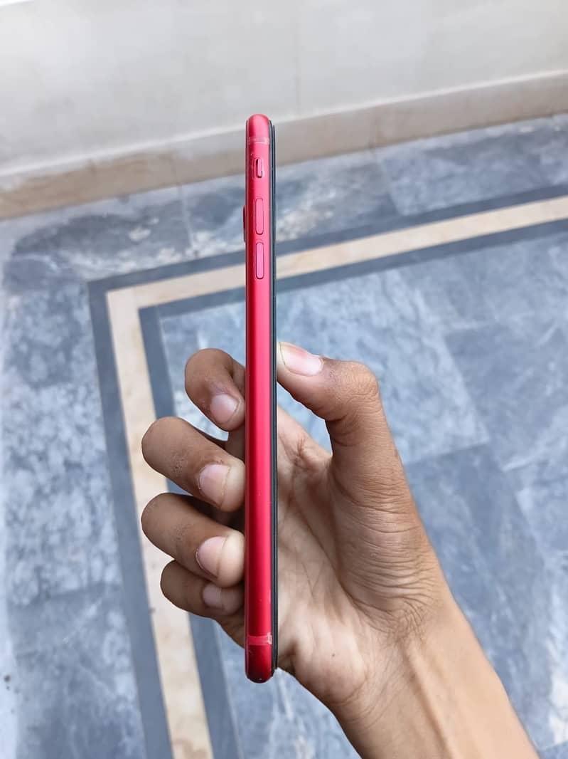 Apple iPhone 8 Plus 1
