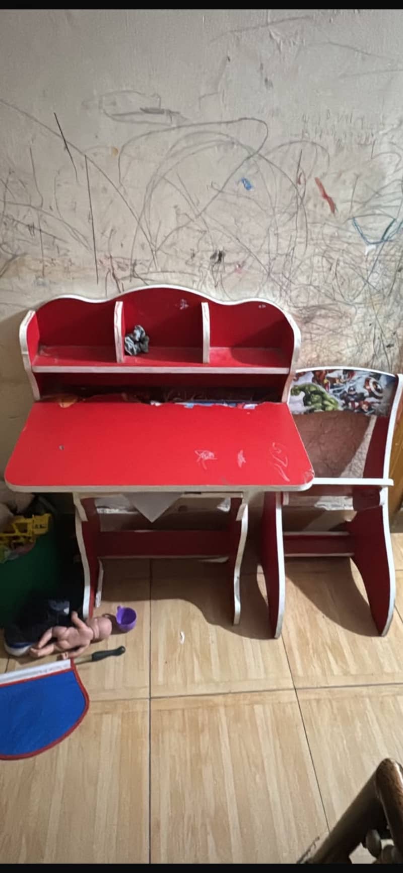 kids study table 0