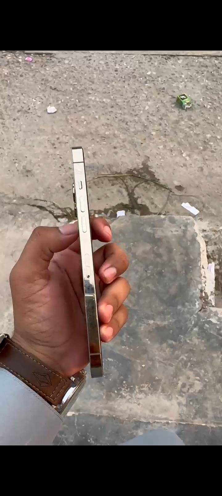 iPhone 12 pro max 3