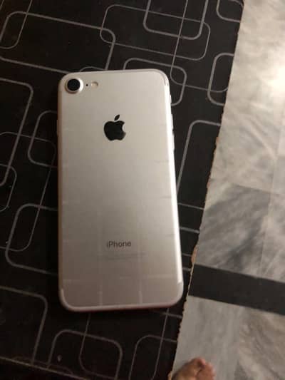 Apple iPhone 7