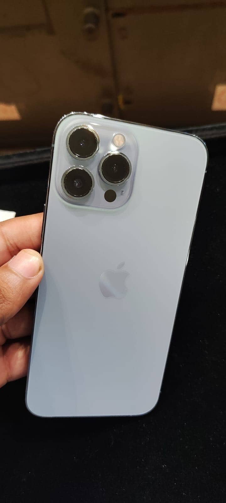 Apple iPhone 13 Pro Max 0