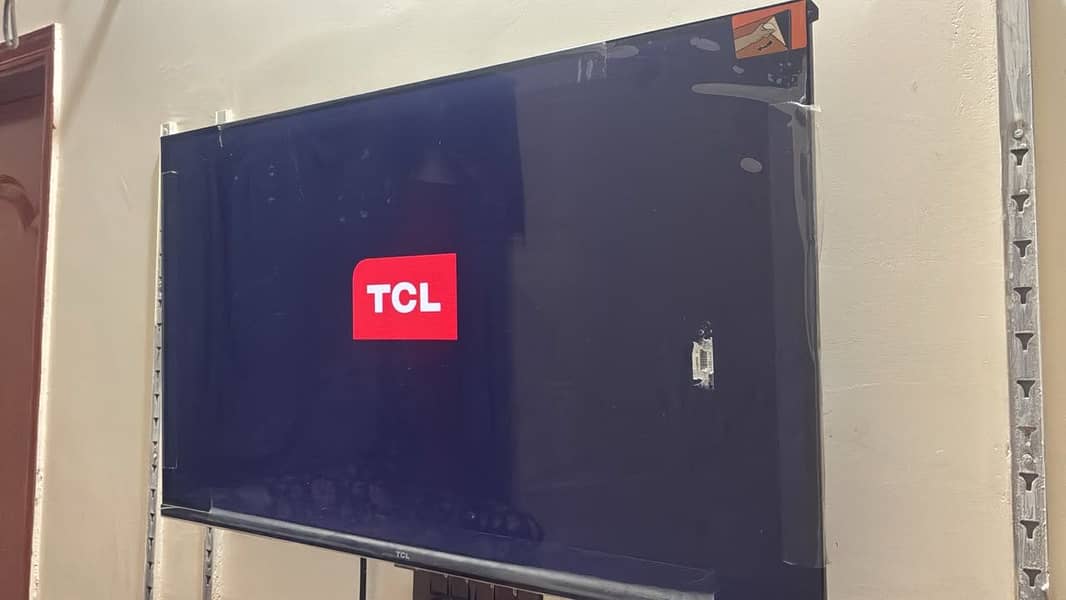 Tcs 32 inch 1