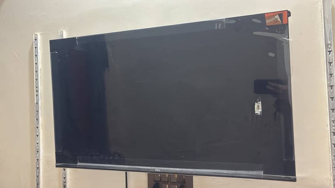 Tcs 32 inch 2