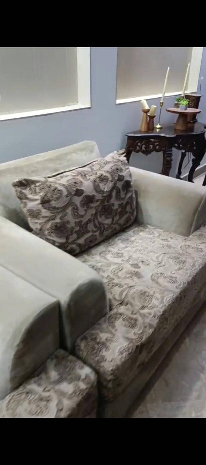 6 seater sofa 0