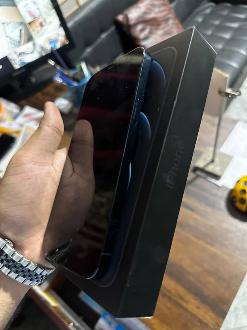Apple iPhone 12 Pro Max 6