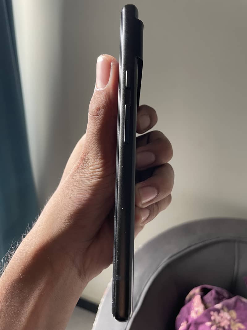 Google Pixel 6 4