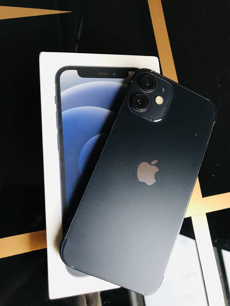 Apple iPhone 12 mini 3