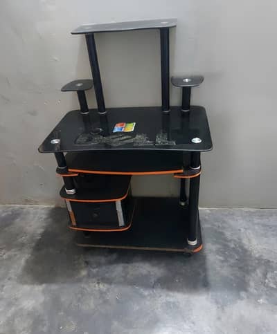COMPUTER (PC) TROLLEY. . .