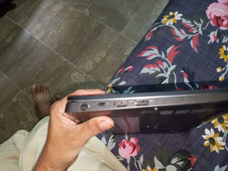 Dell laptop 3
