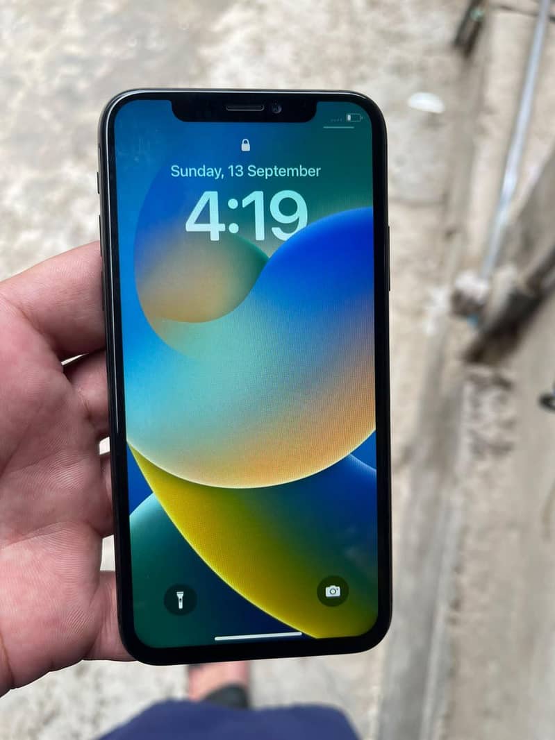Apple iPhone X 0