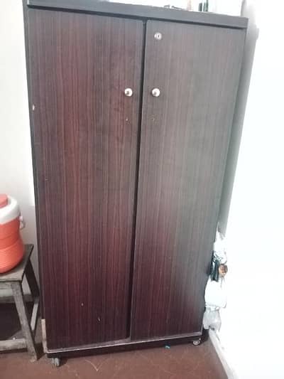 Used Cupboard is foe sale