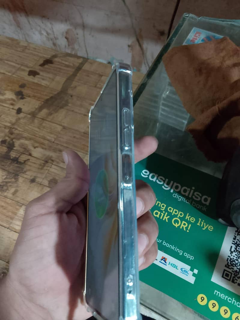 Tecno CAMON 20 2